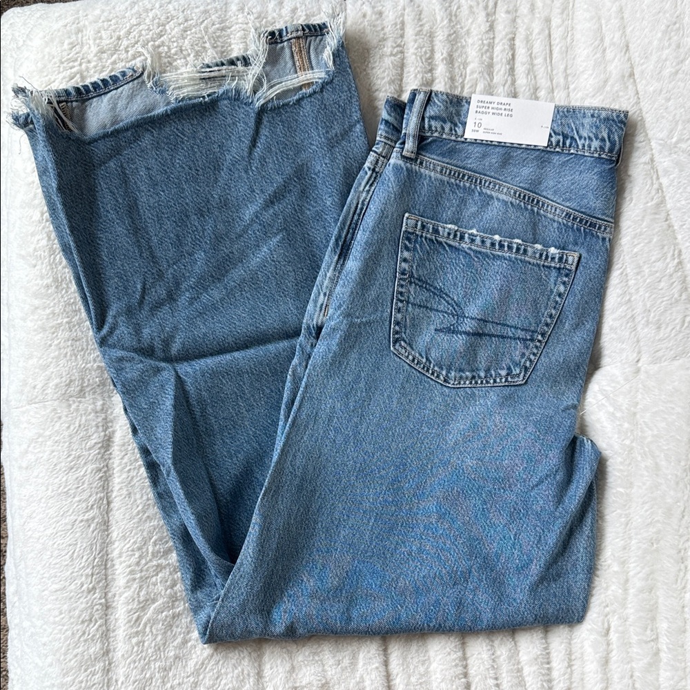 NWT American Eagle Jeans